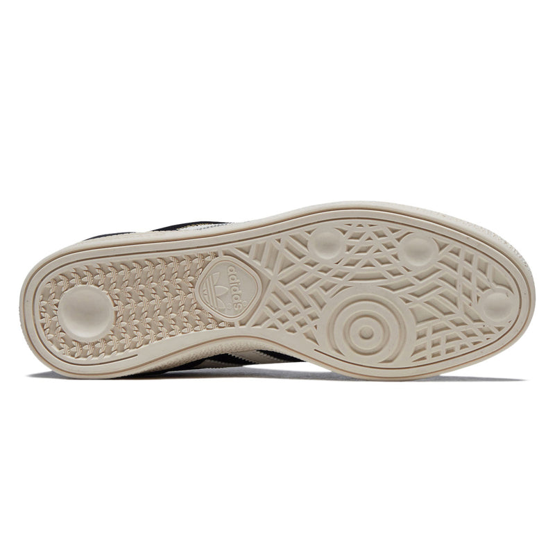 Busenitz Shoes - Core Black/Chalk White/Gold Metallic