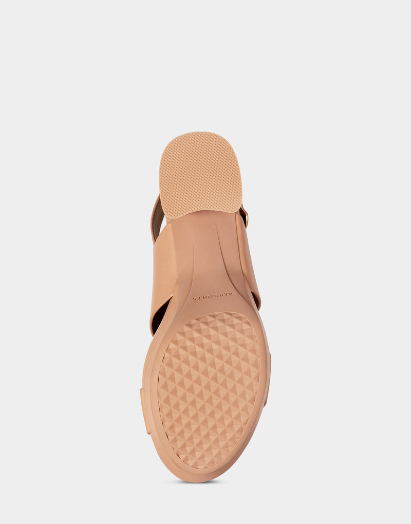 Comfortable Women's Platform Sandal in Nude Leather Sole View