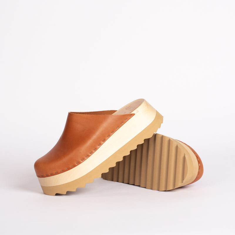 Chonk Clog in Whiskey
