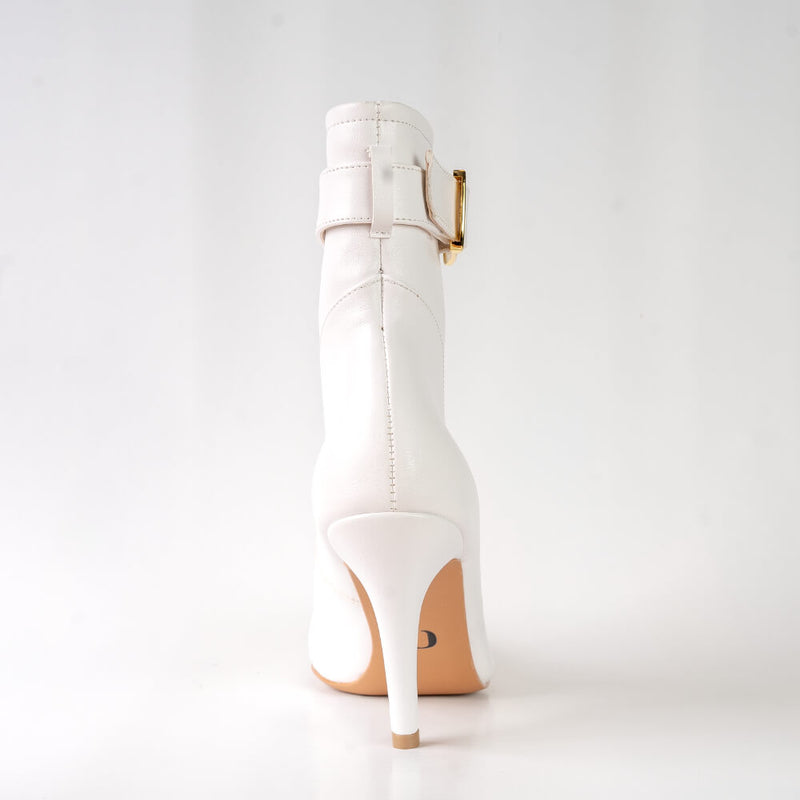 Esra - White Vegan Leather - Street Sole