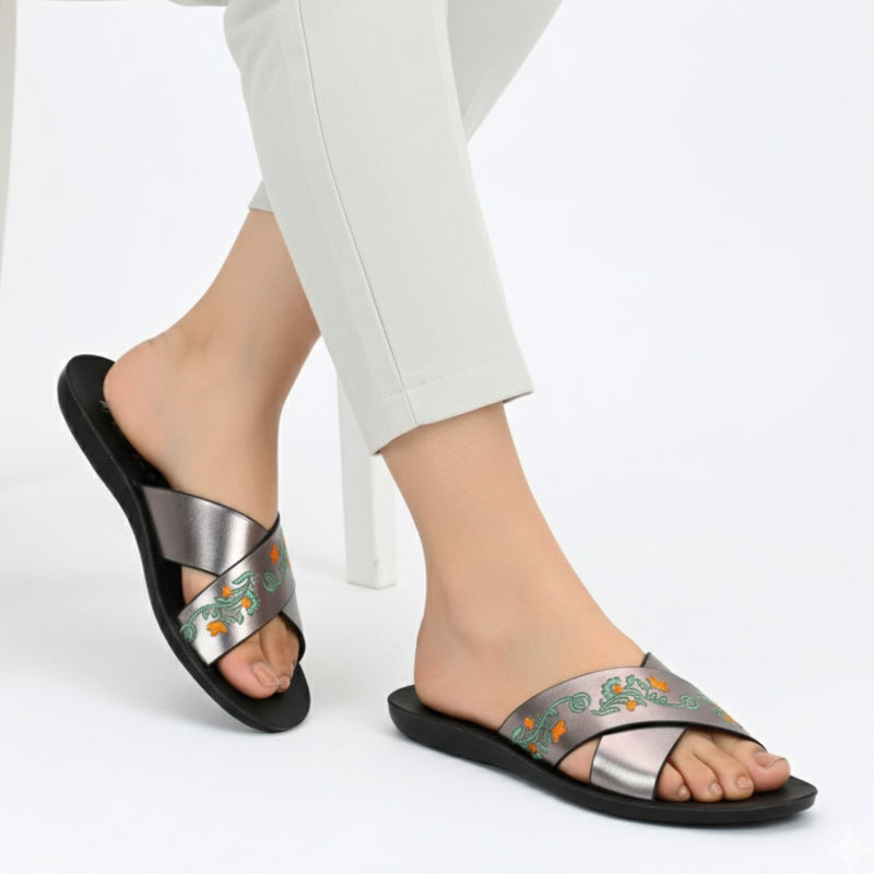 M01110 slipper