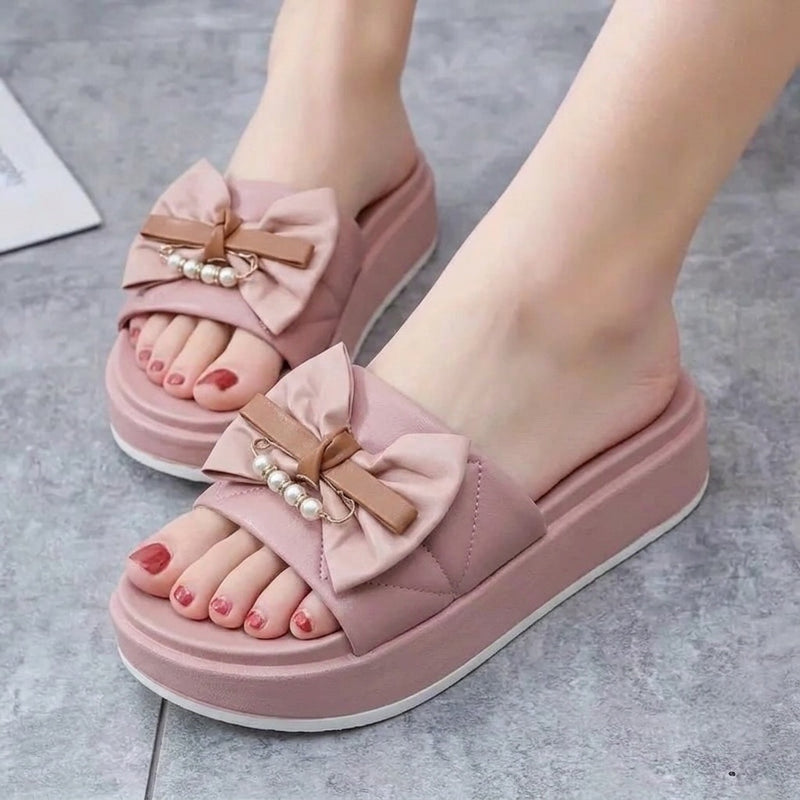 M011415 slipper