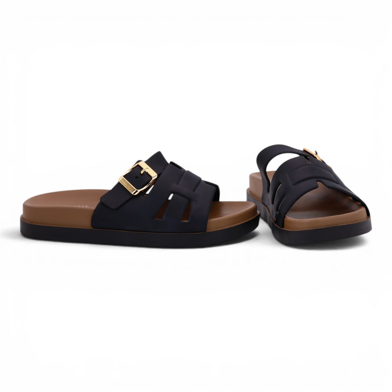 M011421 slipper