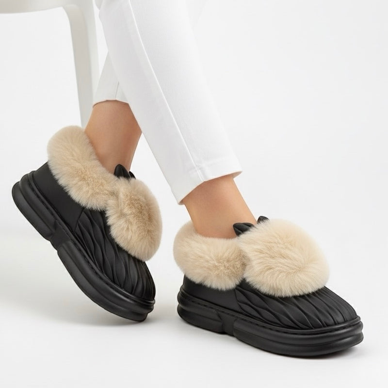 M0942 soft hoes