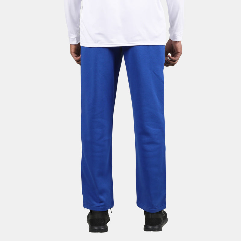 Rear view of the Under Armour Men's Hustle Fleece Pant.