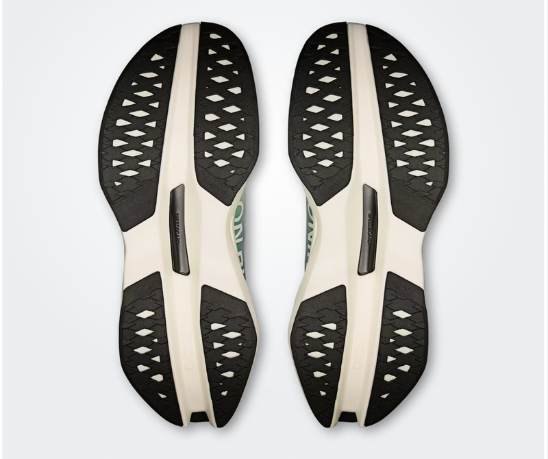 Men's On Cloudboom Max (Clearance)