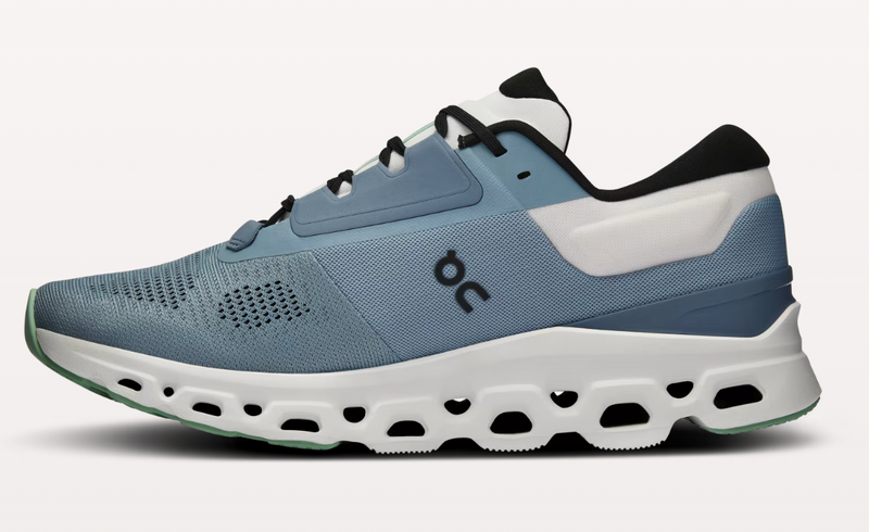 Men's On Cloudstratus 3 (Clearance)