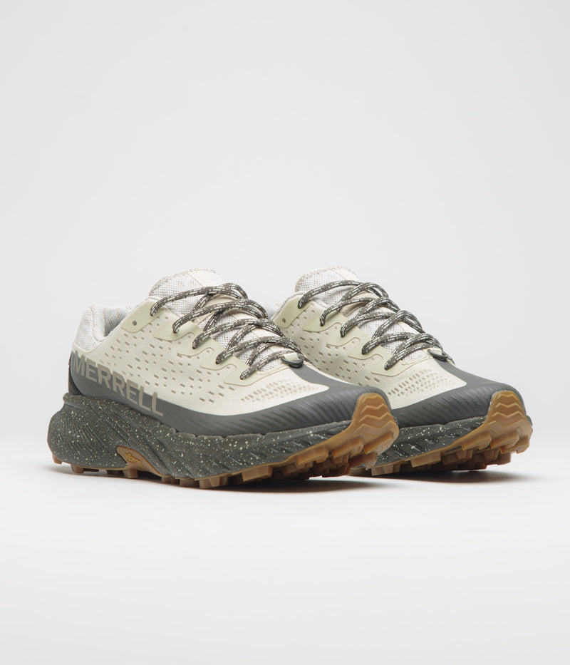 Merrell Agility Peak 5 Shoes in Stucco and Beluga