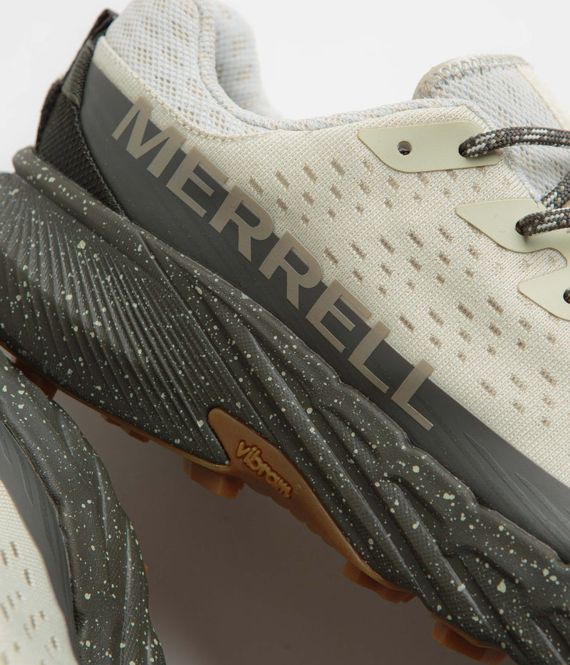 Merrell Agility Peak 5 Shoes in Stucco and Beluga