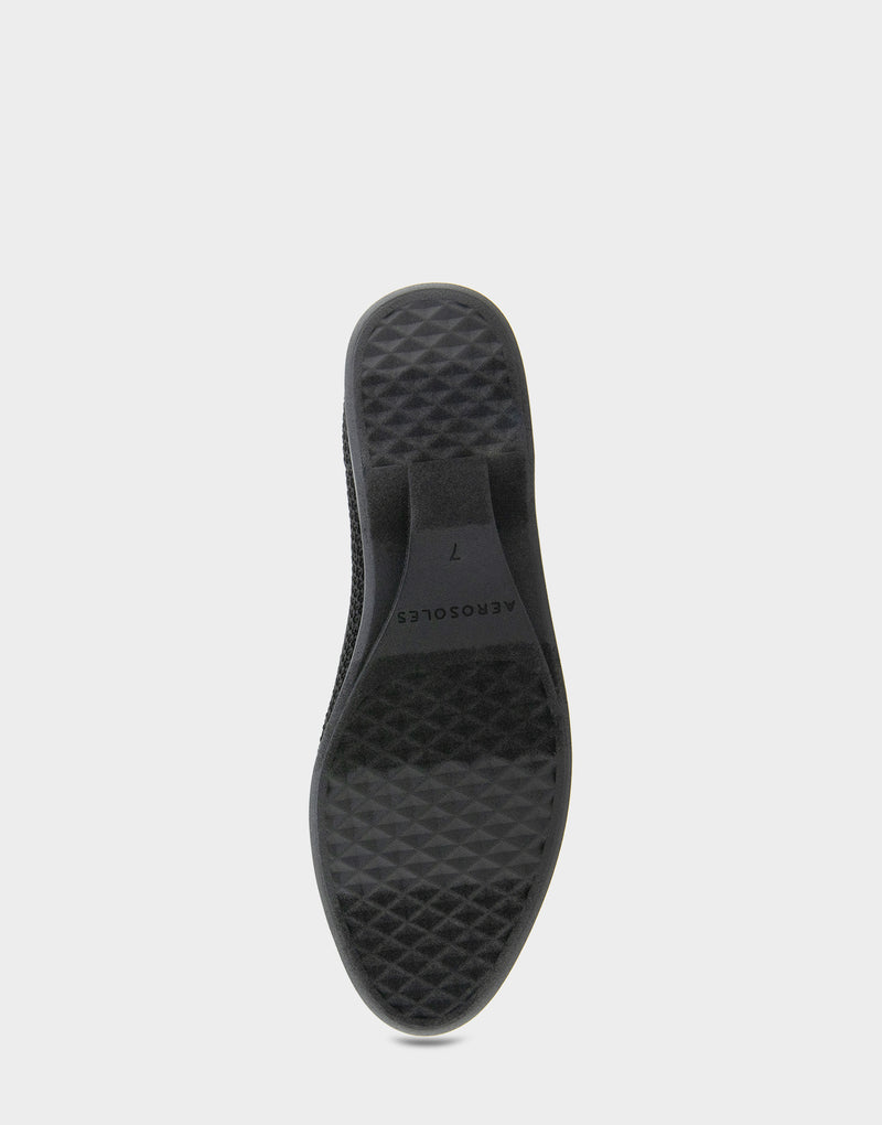 Comfortable Women's Nathaly Loafer In Black Fabric, sole view