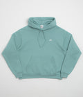 Nike SB Essential Logo Hoodie in Cannon and White