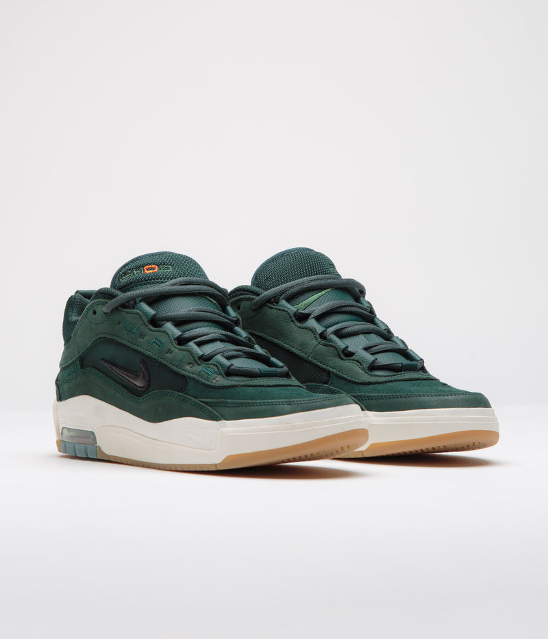 Nike SB Orange Label Air Max Ishod Shoes in Deep Fir and Black and Fir - Sail