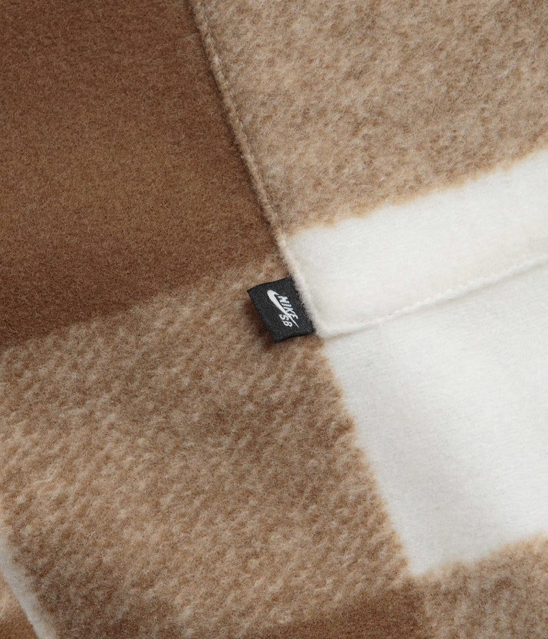 Nike SB STRTDYMRN Shirt Jacket in Sail and Mosswood Brown / White