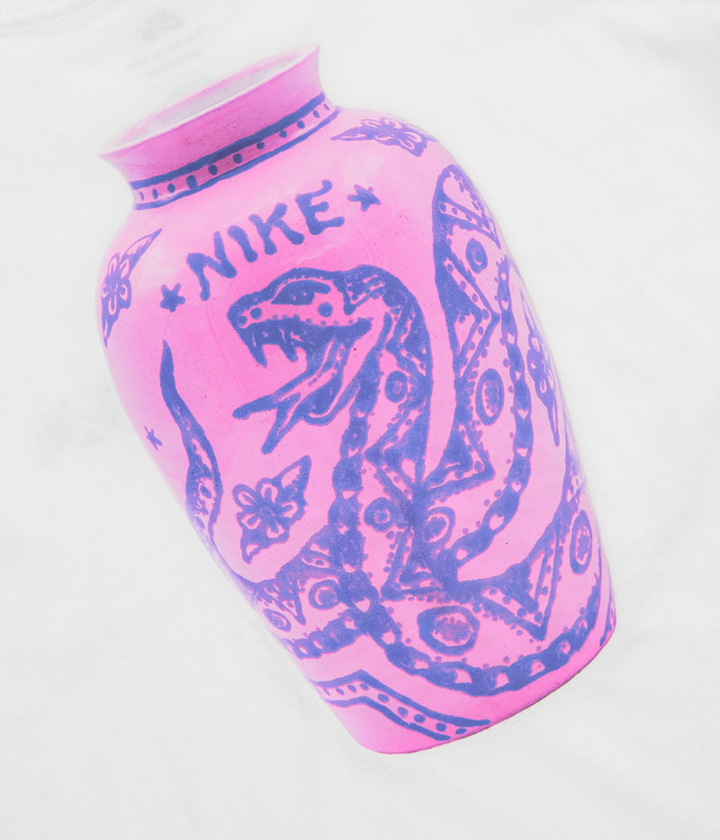 Nike SB Vase T-Shirt in White