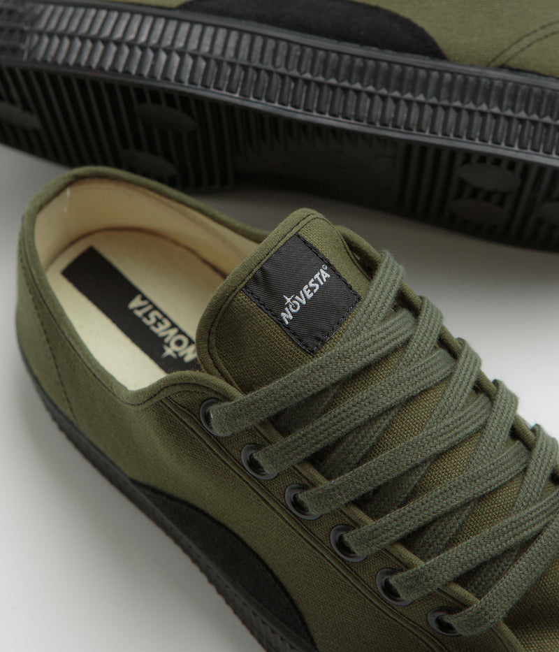Novesta Star Master Contrast Stitch Shoes in Kafr and Black