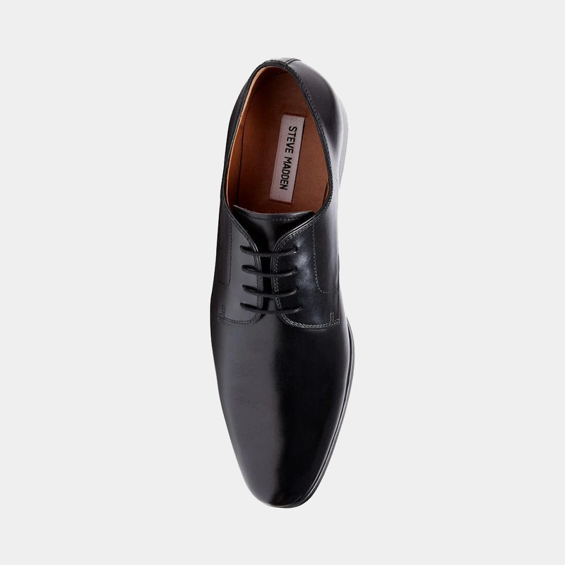 Steve Madden Parsens Leather Oxford dress shoe in black with polished finish and lace-up closure, top view.