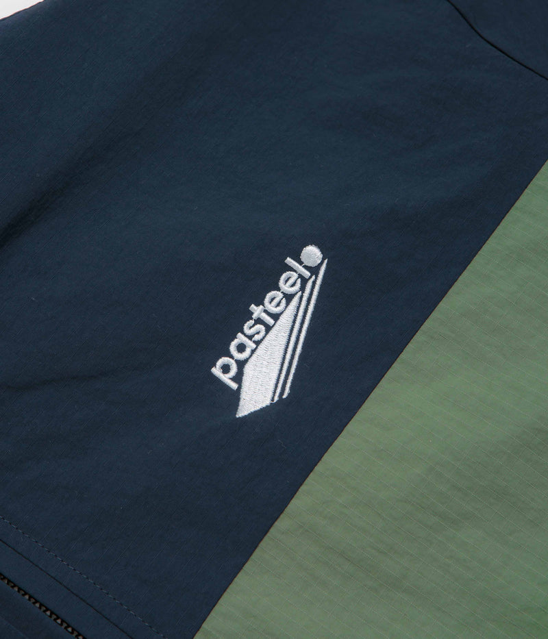 Pasteelo Hooded Windbreaker Jacket in Navy and Olive / Gold