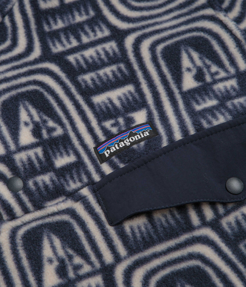 Patagonia Lightweight Synchilla Snap-T Fleece in Flow: Sunken Blue