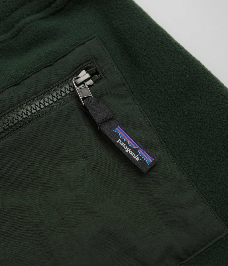 Patagonia Synchilla Pants in Old Growth Green