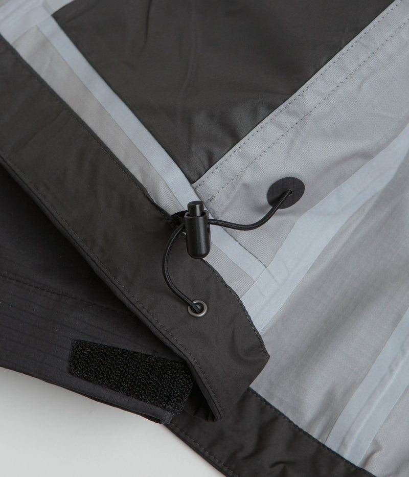 Patagonia Womens Granite Crest Rain Jacket in Black