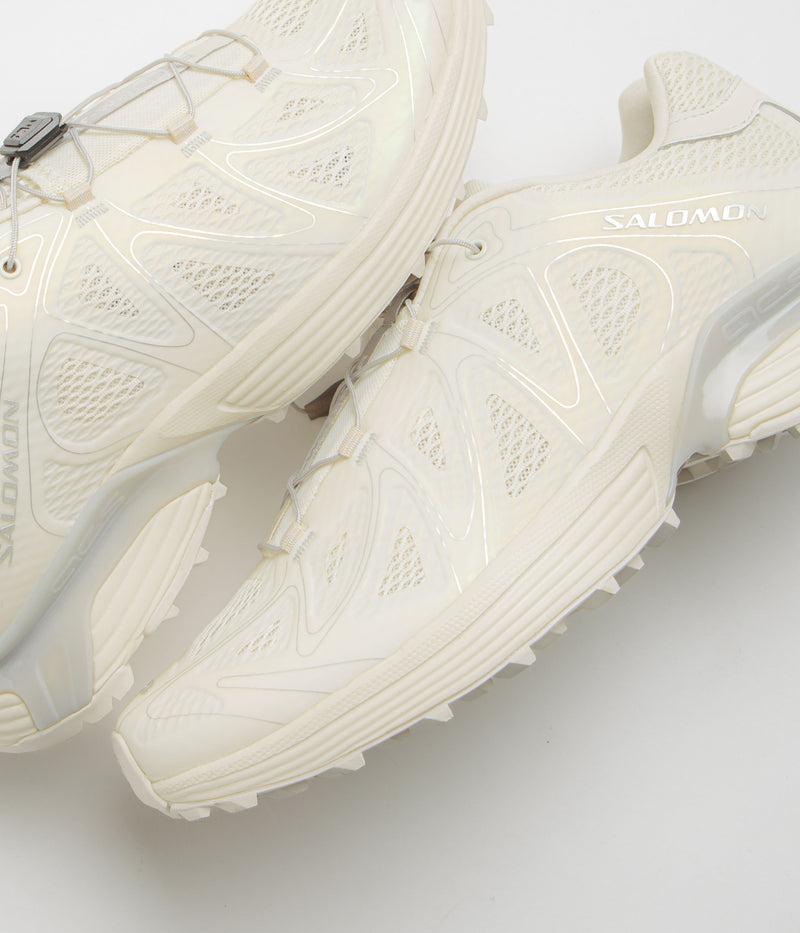 Salomon XT-Whisper Void Shoes in Vanilla Ice and Vanilla Ice / FTW Silver