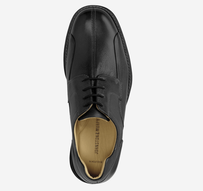 Johnston & Murphy Shuler Bicycle shoe in black leather with lace-up closure and cushioned insole, top view.