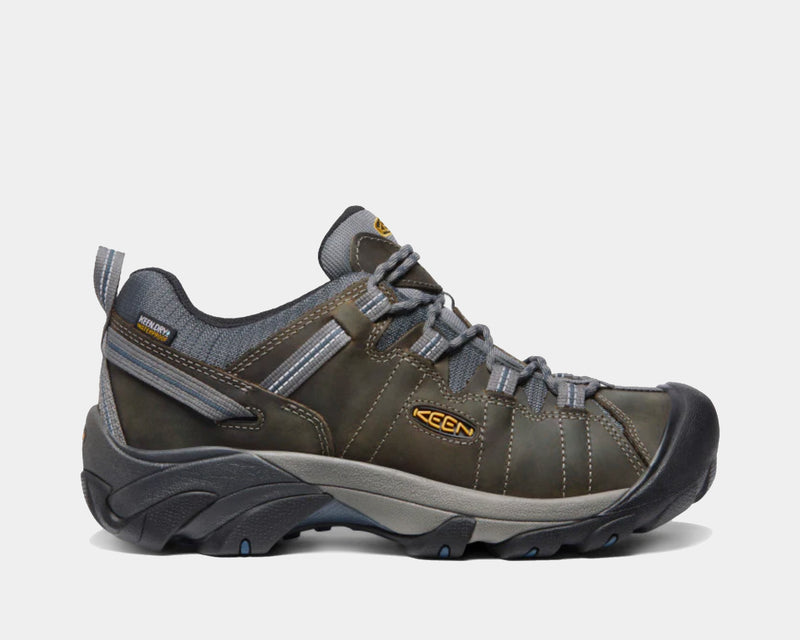 Keen Targhee II Waterproof hiking shoes in dark brown leather with Keen.Dry technology and reinforced toe cap, side view.