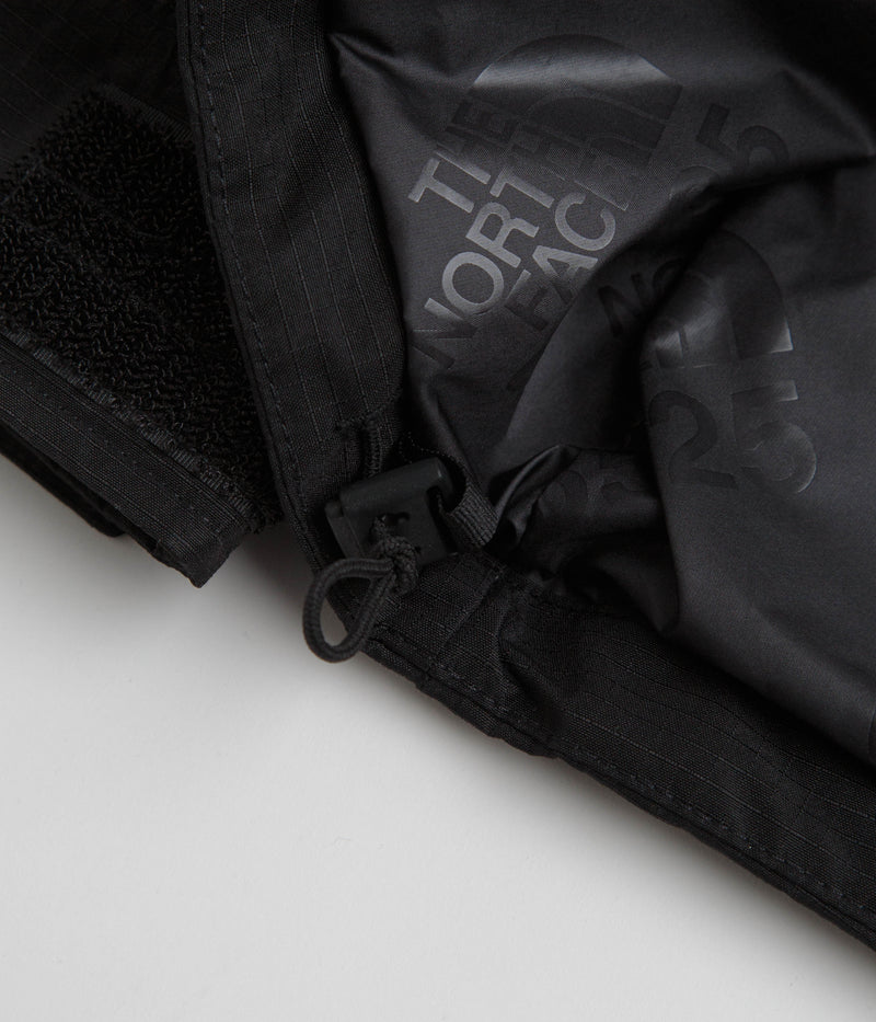 The North Face Dryvent Mono Mountain Jacket in TNF Black