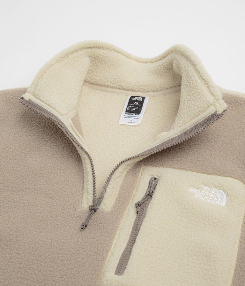 The North Face Yumiori 1/4 Zip Fleece in Mushroom Grey and Gravel