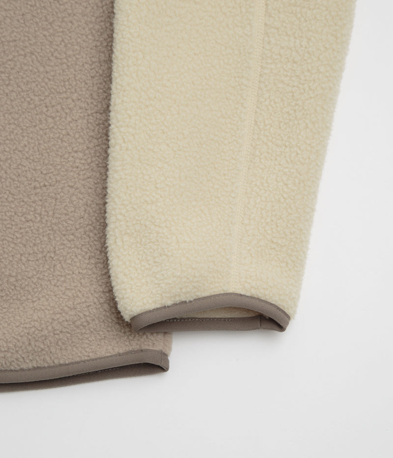 The North Face Yumiori 1/4 Zip Fleece in Mushroom Grey and Gravel