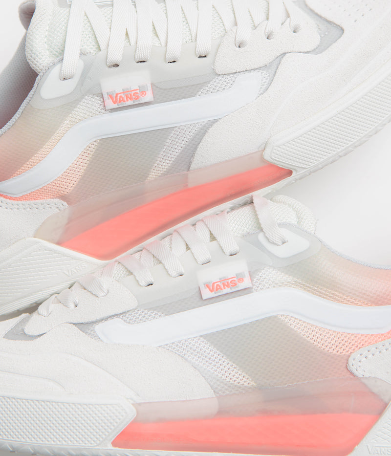 Vans Skate AVE 2.0 Shoes in Fade White and Orange