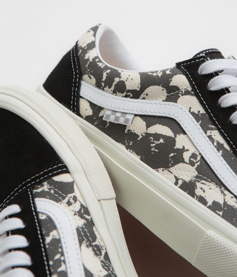 Vans Skate Old Skool Shoes in Skull Pile Black and White / Gum