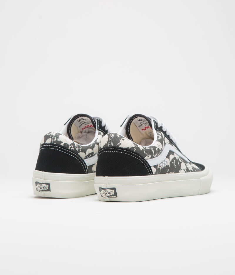 Vans Skate Old Skool Shoes in Skull Pile Black and White / Gum