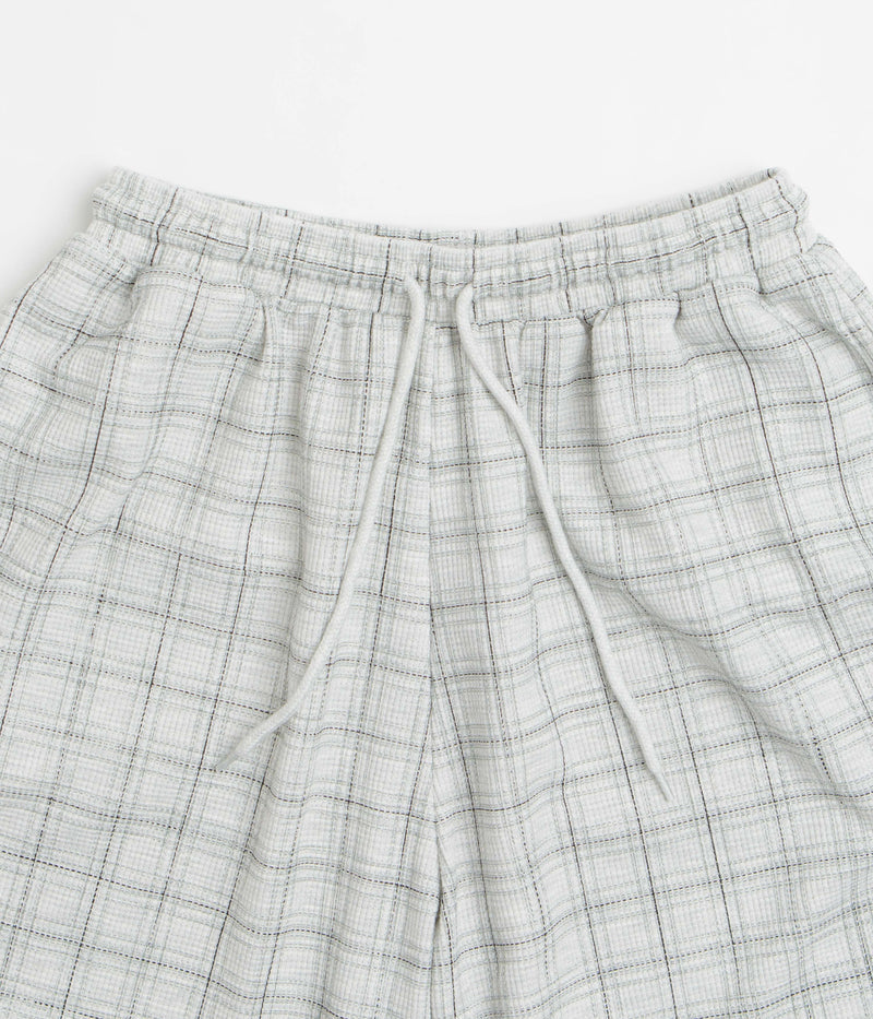 Yardsale Check Waffle Shorts in Light Grey