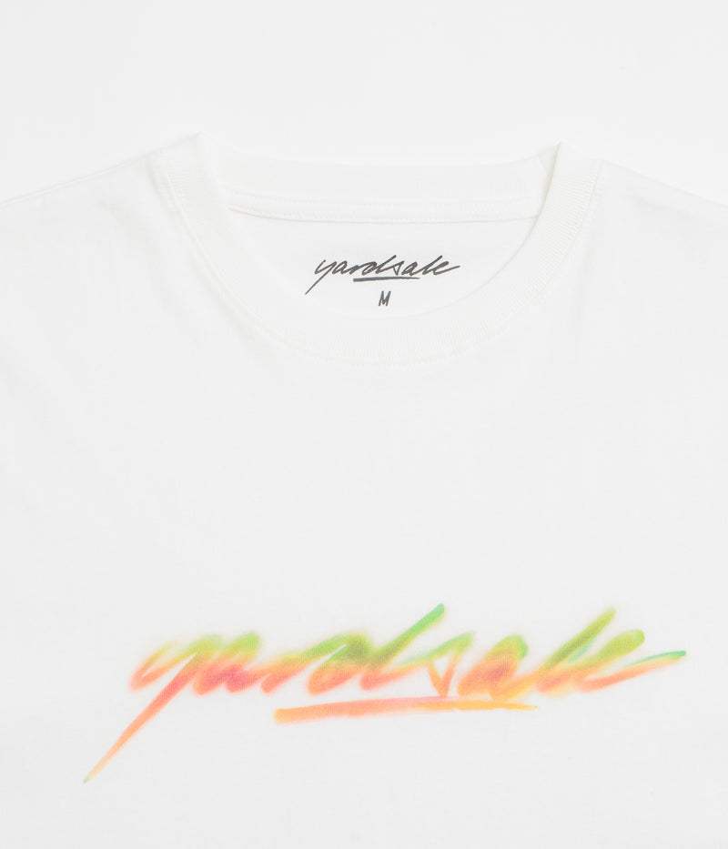 Yardsale Script Spray T-Shirt in White