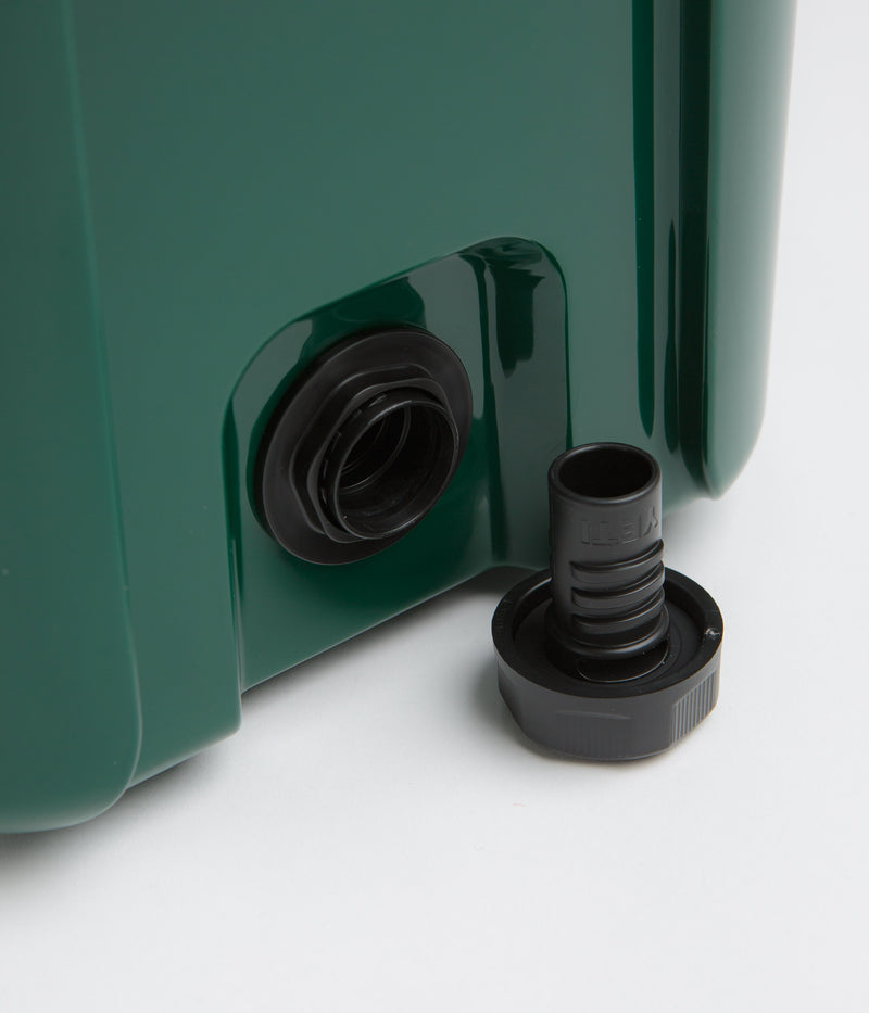 Yeti Roadie 15 Hard Cooler in Black Forest Green